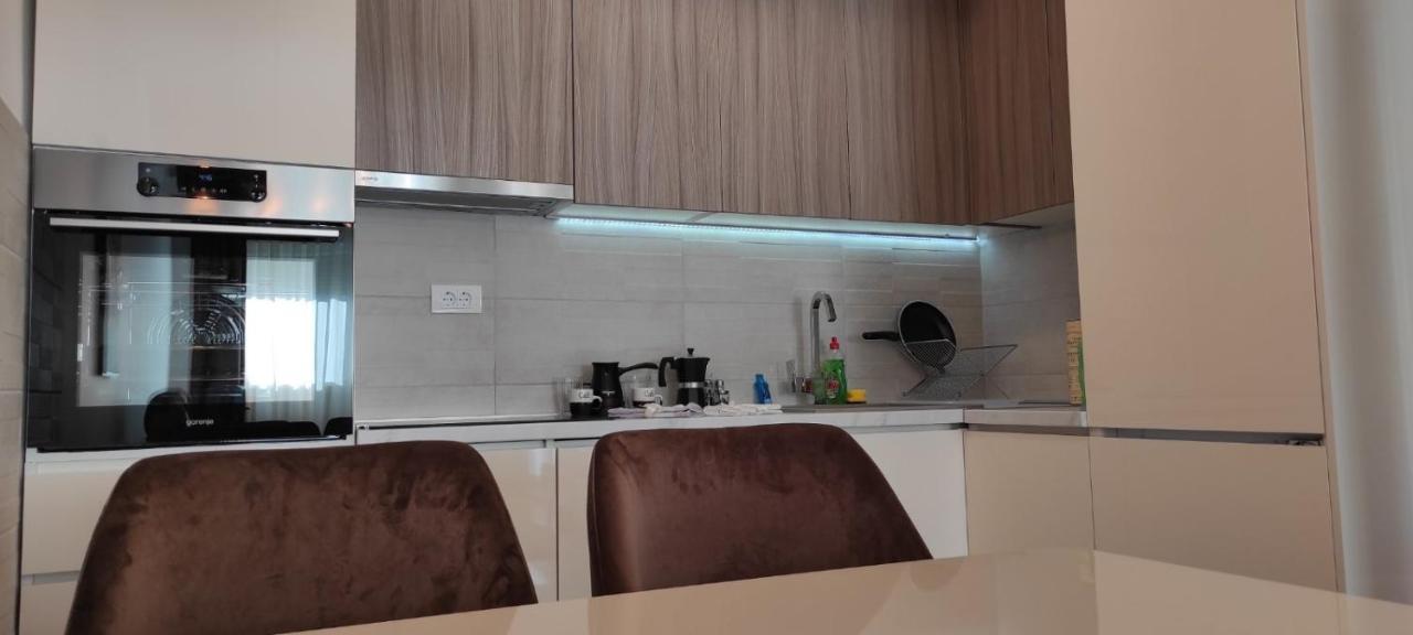 South Side Apartment Подгорица Экстерьер фото